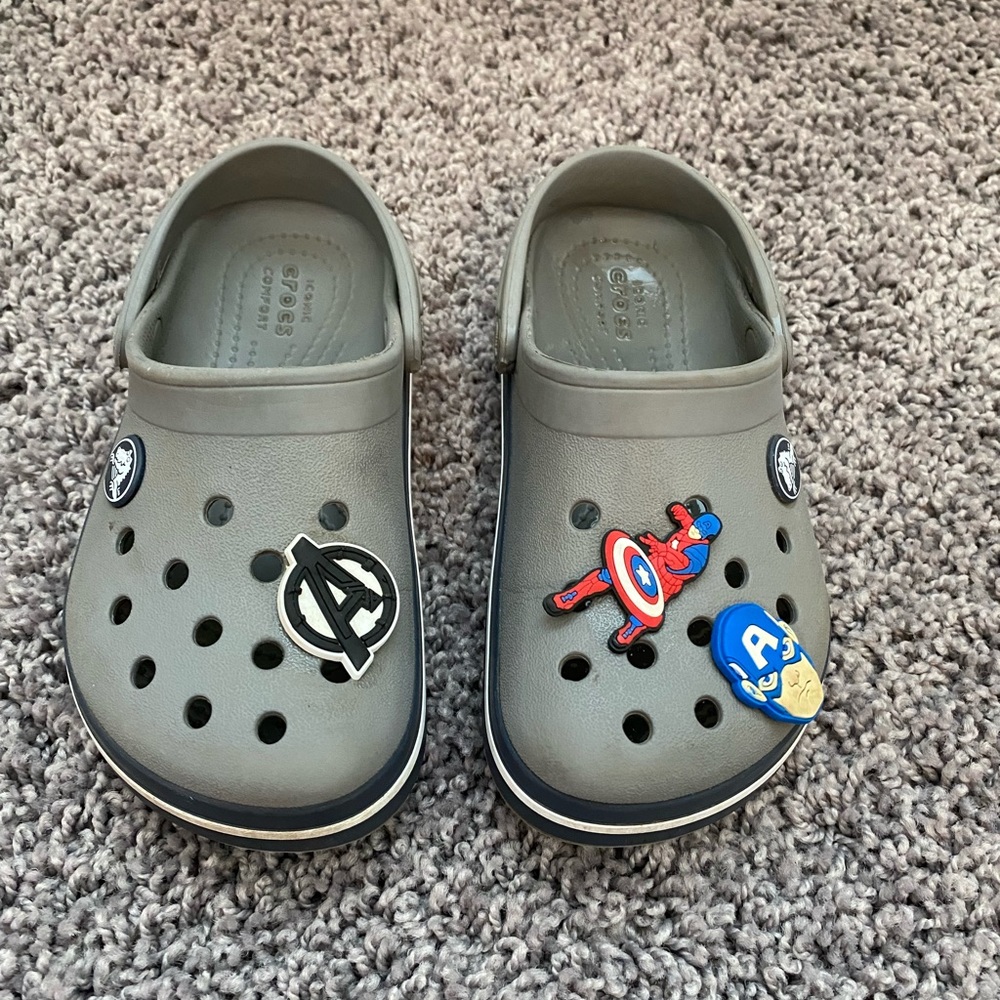 Gray Toddler Crocs with Marvel Charms
